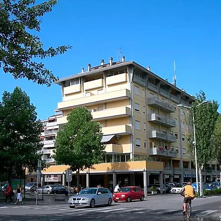 Spacious Near The Ca Corniani